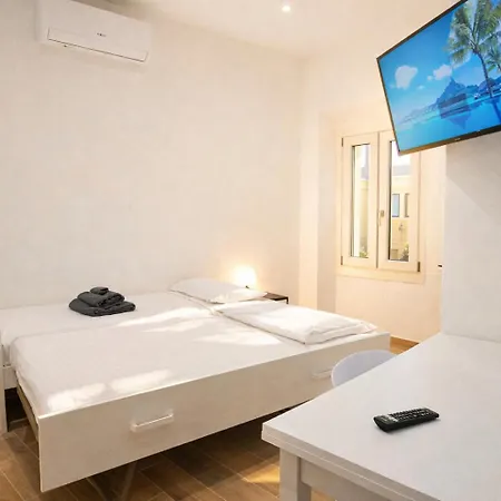 펜션 Cozy In The Heart Of Menton's Old Town *